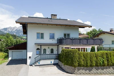 Ferienwohnung im Zentrum von Söll mit Pool