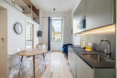 A/C Mezzanine Apt 2BR/4P - Place Garibaldi
