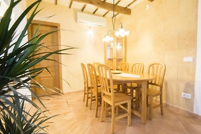 Haus in Ferreries mit schצner Wohnung