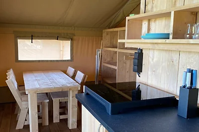 Luxus-Glamping an den friesischen Gewässern