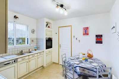 Ferienwohnung in Kerity in der Nähe des Stran...