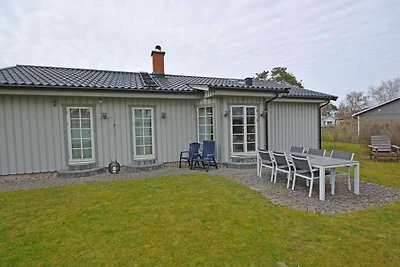 Modernes Ferienhaus mit Garten-By Traum