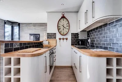 Renovierte Wohnung, Stadtzentrum, Bahnhof,...