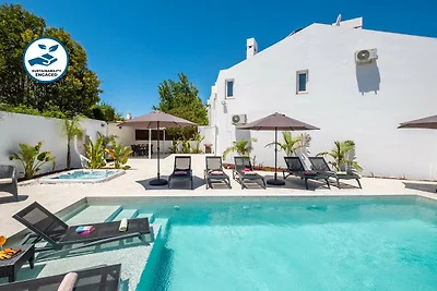 Villa Paradisius per 8 persone