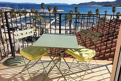 Wohnung in Lavandou mit Meerblick-Terrasse
