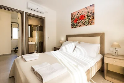 Villa a Triopetra con Piscina & Vista