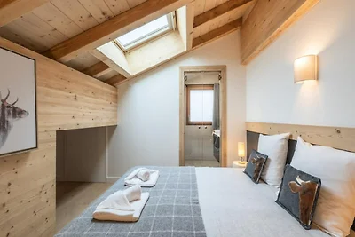 Nuovo appartamento con accesso diretto alle p...