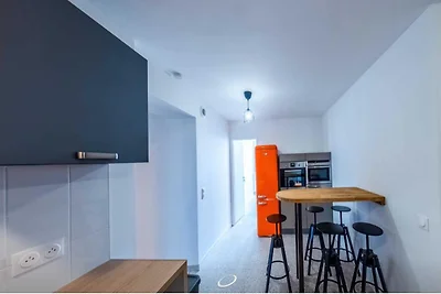 Stanza privata in appartamento condiviso – Li...