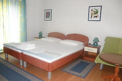 Villa Borna Apartments - Deluxe Two Bedroom A...