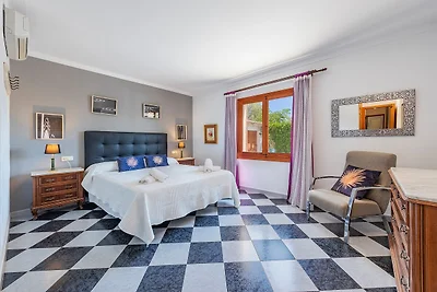 Schöne Villa in der Nähe des Zentrums von...