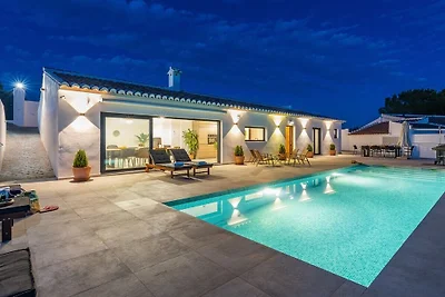 Finca mit 4 Schlafzimmer