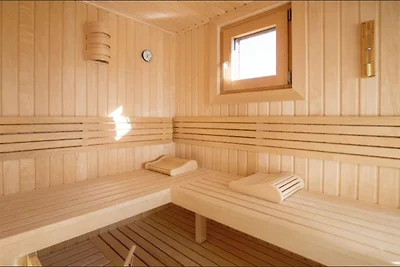 Angenehmes Chalet mit Sauna und Außenjacuzzi