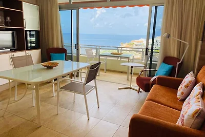 Attraktive Wohnung mit privatem Pool