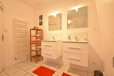 Luxuriöses Ferienhaus mit Garten in...
