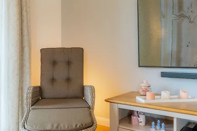 Een huis met een rieten dak, een Friese droom