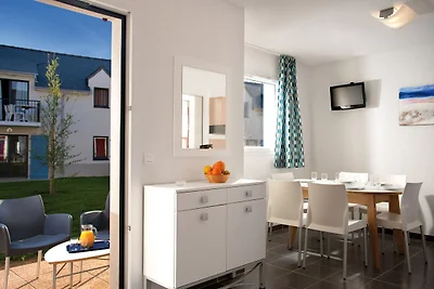 Elegante casa vacanze a Quéven con terrazza