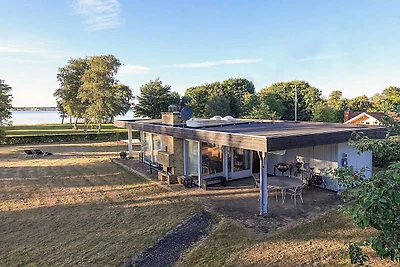 Ferienhaus am Meer mit Whirlpool