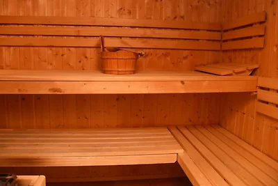 Tranquilla casa vacanze a Suhl con sauna