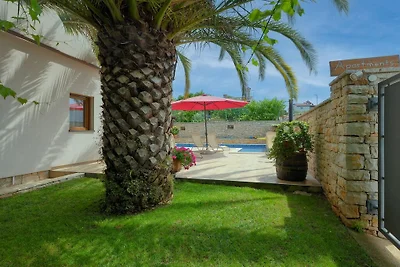 Ferienwohnung in Pula mit Schwimmbecken