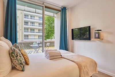 Suite met balkon en airconditioning - Eiffelt...