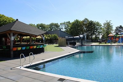 Modern chalet met vaatwasser in Lathum