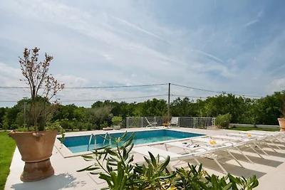Villa in Stanisovi mit Schwimmbecken