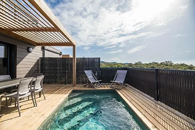 Kleine Villa mit eigenem Pool in Residenz Les...