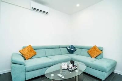 Apartments Dub - One-Bedroom Apartment (no.4)