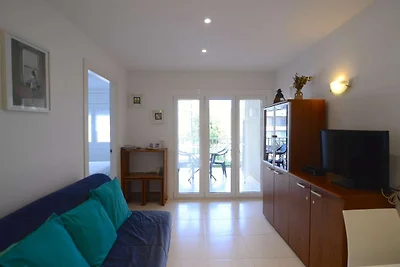 Appartement met twee kamers en terras