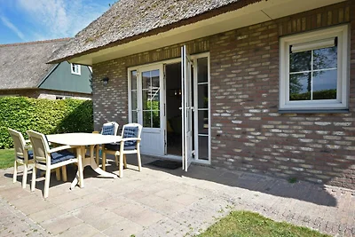 Villa in der Nähe von Wald, Strand und Meer