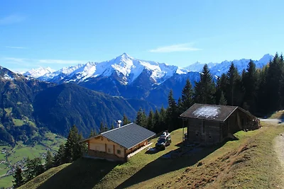 Almhütte Nase auf 1700m im Zillertal