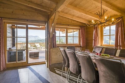Vakantiehuis in Wörgl met zwembad