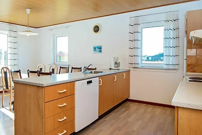 10 Personen Ferienhaus in Harboøre-By Traum