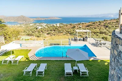 Meravigliosa villa a Elounda con vista...