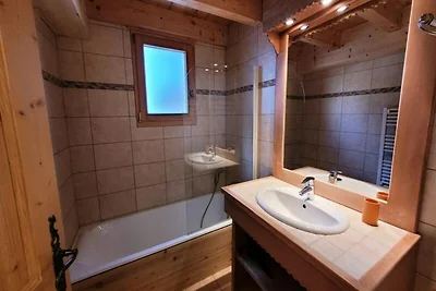 Wohnung im Dorf mit Blick auf die Skipiste