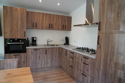 Schöner Bungalow in Hoenderloo mit Kamin