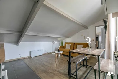 Charmant appartement - 1 slaapkamer/4 badkame...