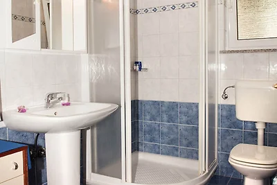 Splendid Beachfront Medveja Apartments - 1...