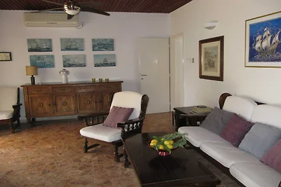 Beach House Nono - Four Bedroom Villa with Sw...