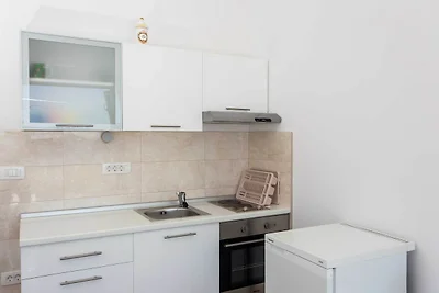 Superior Studio Apartment with Terrace and Se...