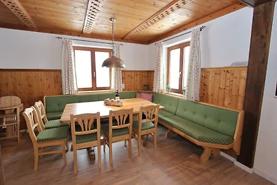 Chalet mit Sauna in Skigebietsnähe