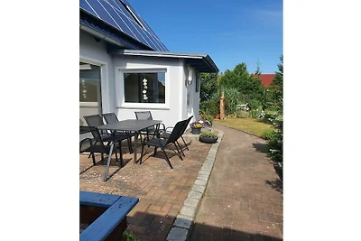 Ferienhaus in Gustow mit Schwimmbecken
