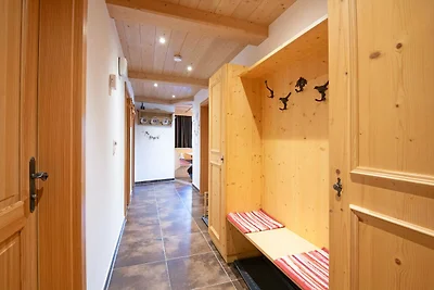 Hütte Hochfügen an der Skipiste