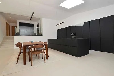 Luxurious Sorici Villa with Private Pool and ...