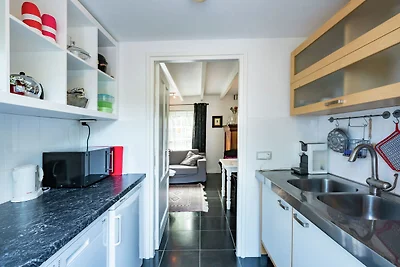 Ferienhaus in Ovezande mit Terrasse