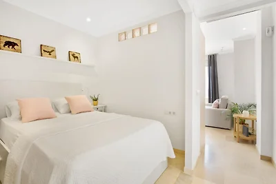 Appartamento fronte mare con balcone