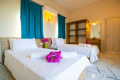 Villa in Kalkan mit Schwimmbecken