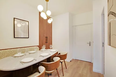 Neu renovierte Wohnung im Herzen des 18.