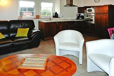 Casa bifamiliare, Lesconil