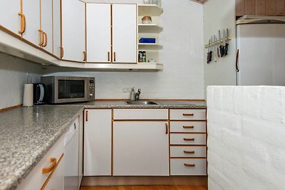 Moderna casa de vacaciones con terraza en...